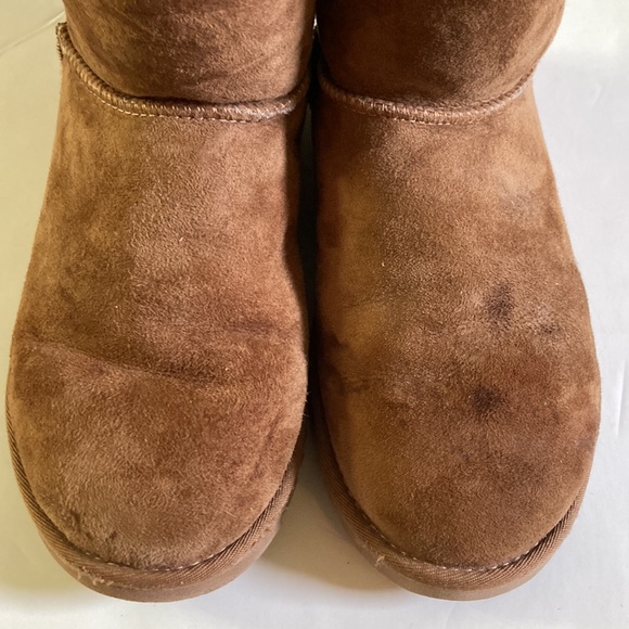 UGG Bailey Bow II chestnut boots Women’s sz 9 - Picture 4 of 5